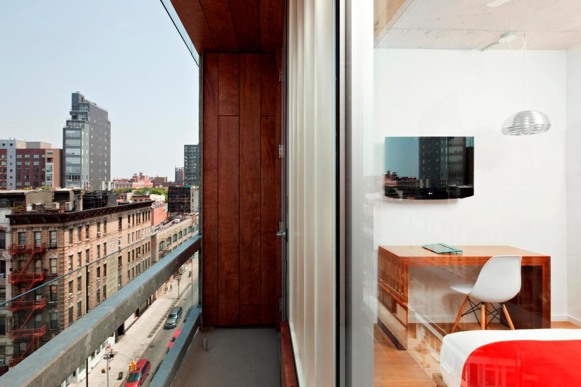 Superior-værelse med queensize-seng og balkon